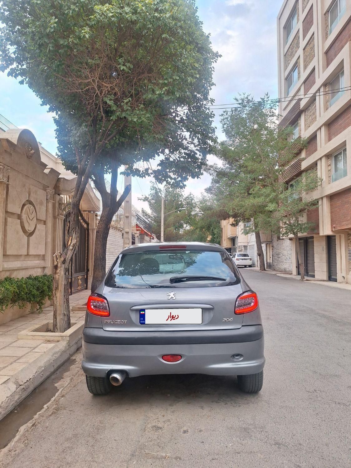 پژو 206 تیپ 2 - 1390