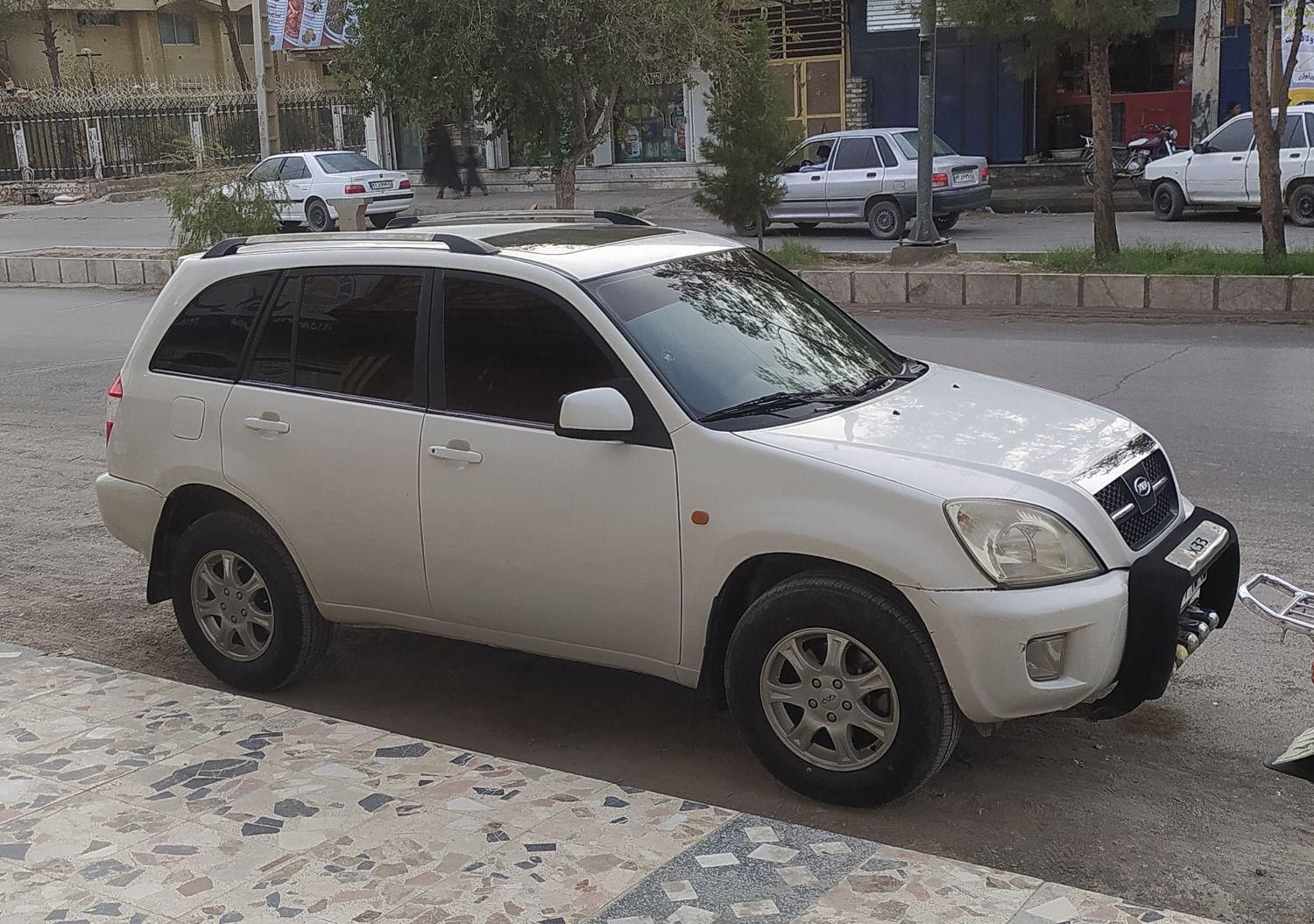 خودرو ام وی ام، X33 آگهی ann_19327617