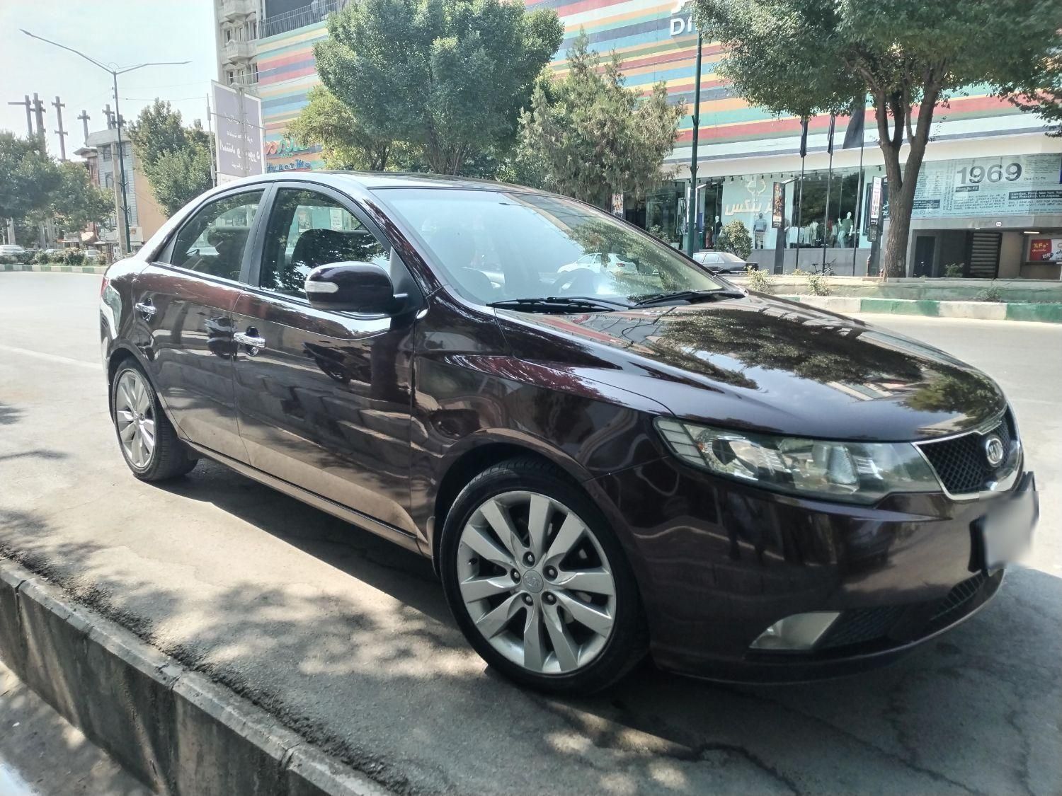 کیا سراتو 2.0 لیتر اتوماتیک GT لاین - 2010