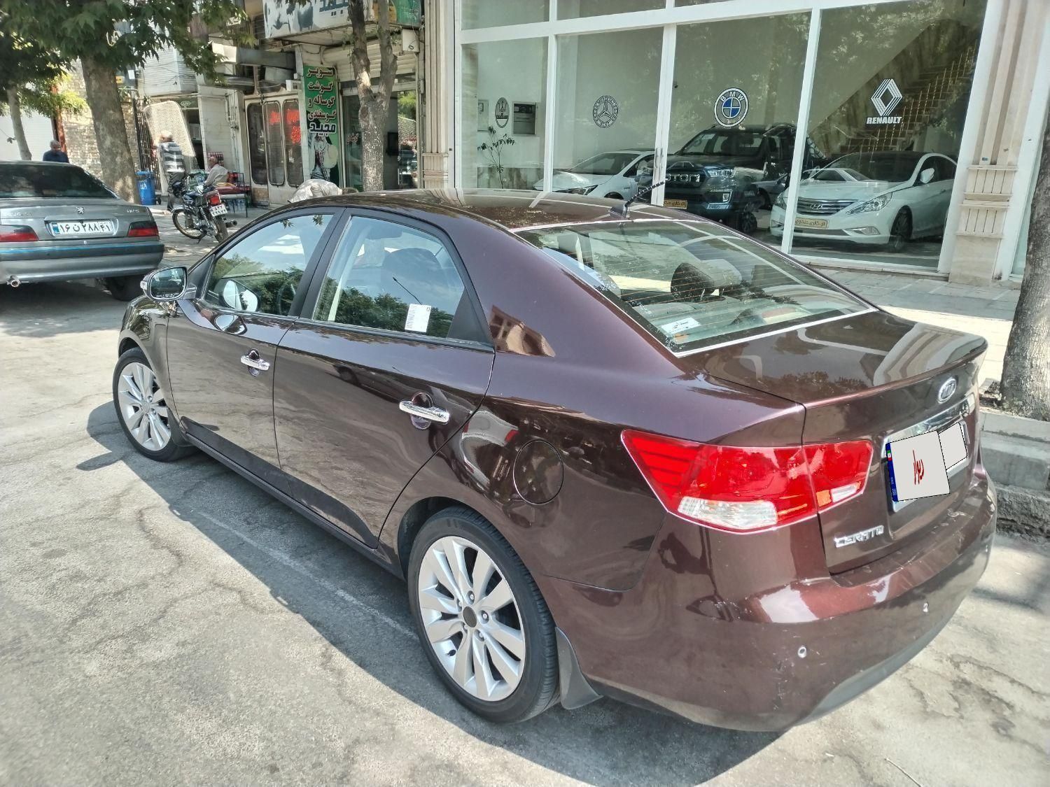 کیا سراتو 2.0 لیتر اتوماتیک GT لاین - 2010