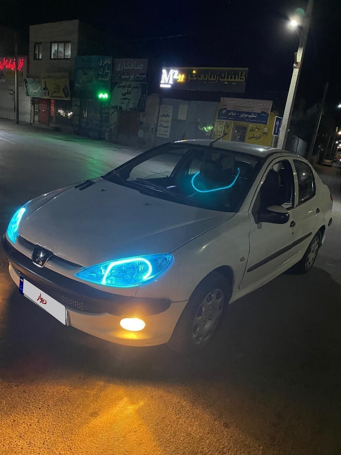 پژو ۲۰۶ صندوق دار v8 - 1393