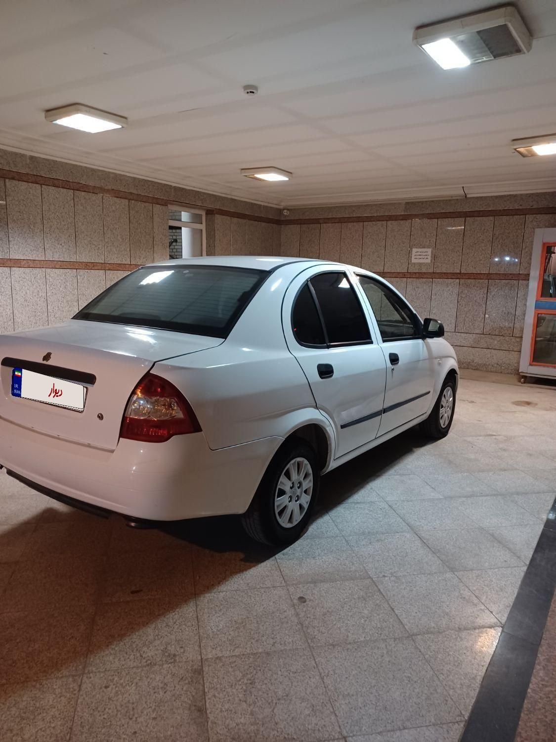 تیبا صندوق دار SX - 1396