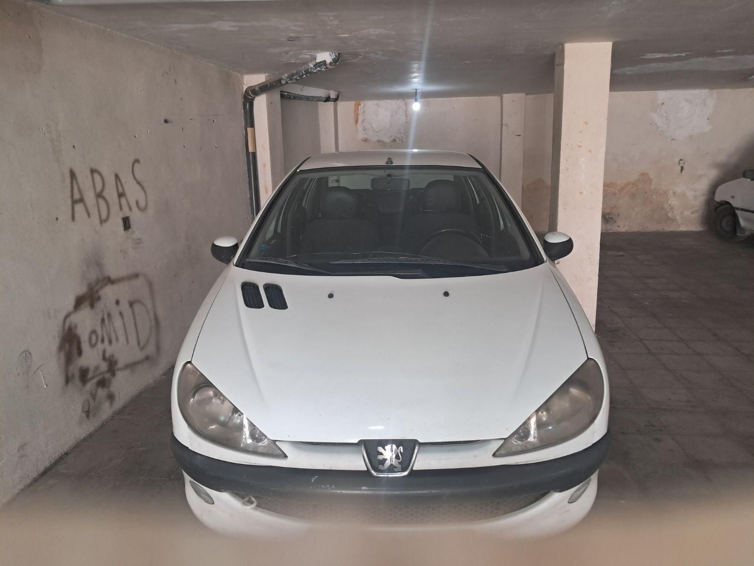 پژو ۲۰۶ صندوق دار v8 - 1392