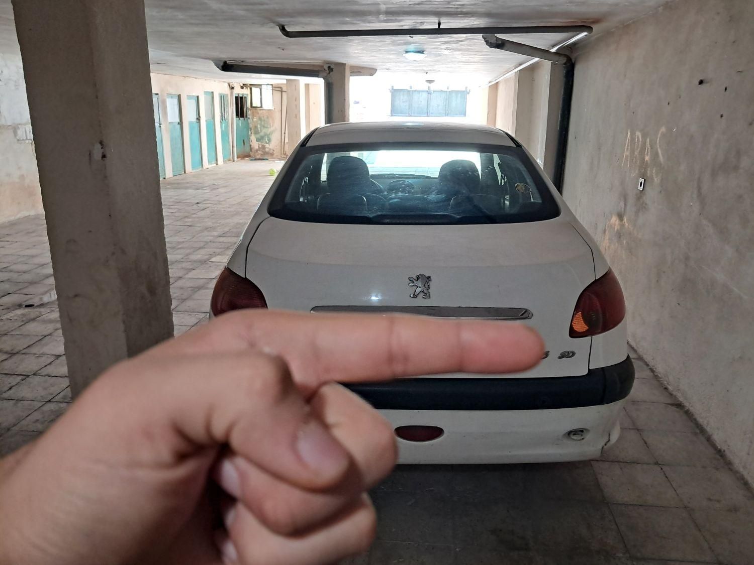 پژو ۲۰۶ صندوق دار v8 - 1392