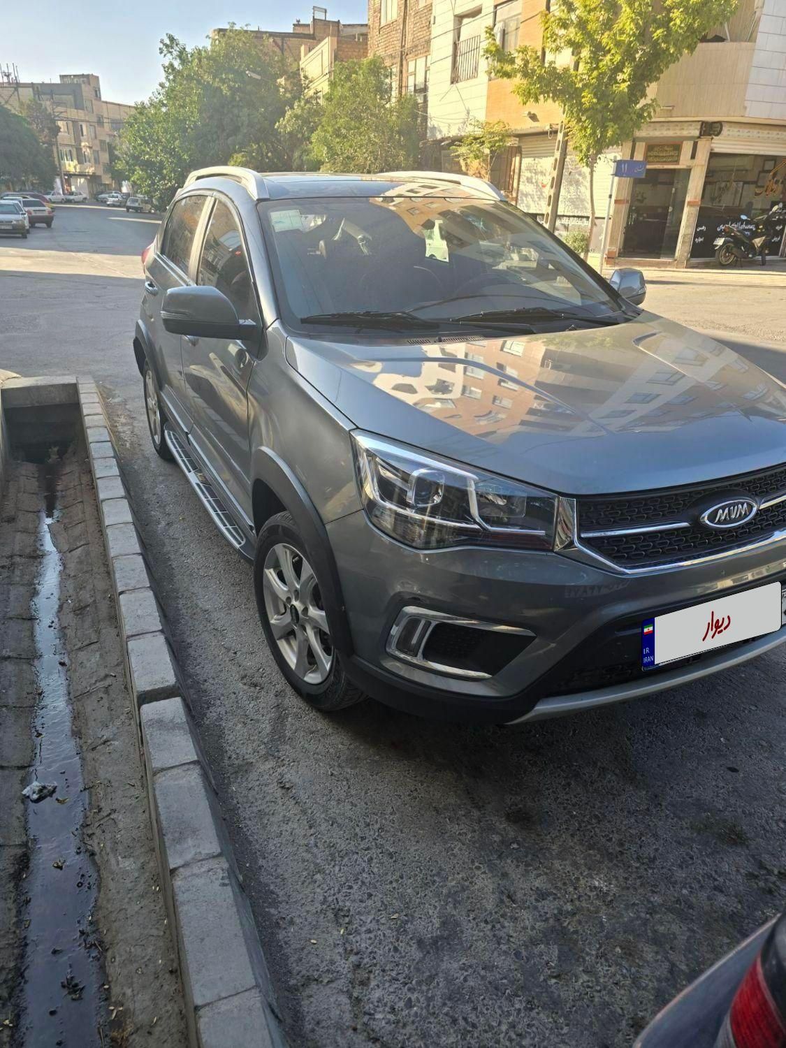 خودرو ام وی ام، X22 آگهی ann_19328746