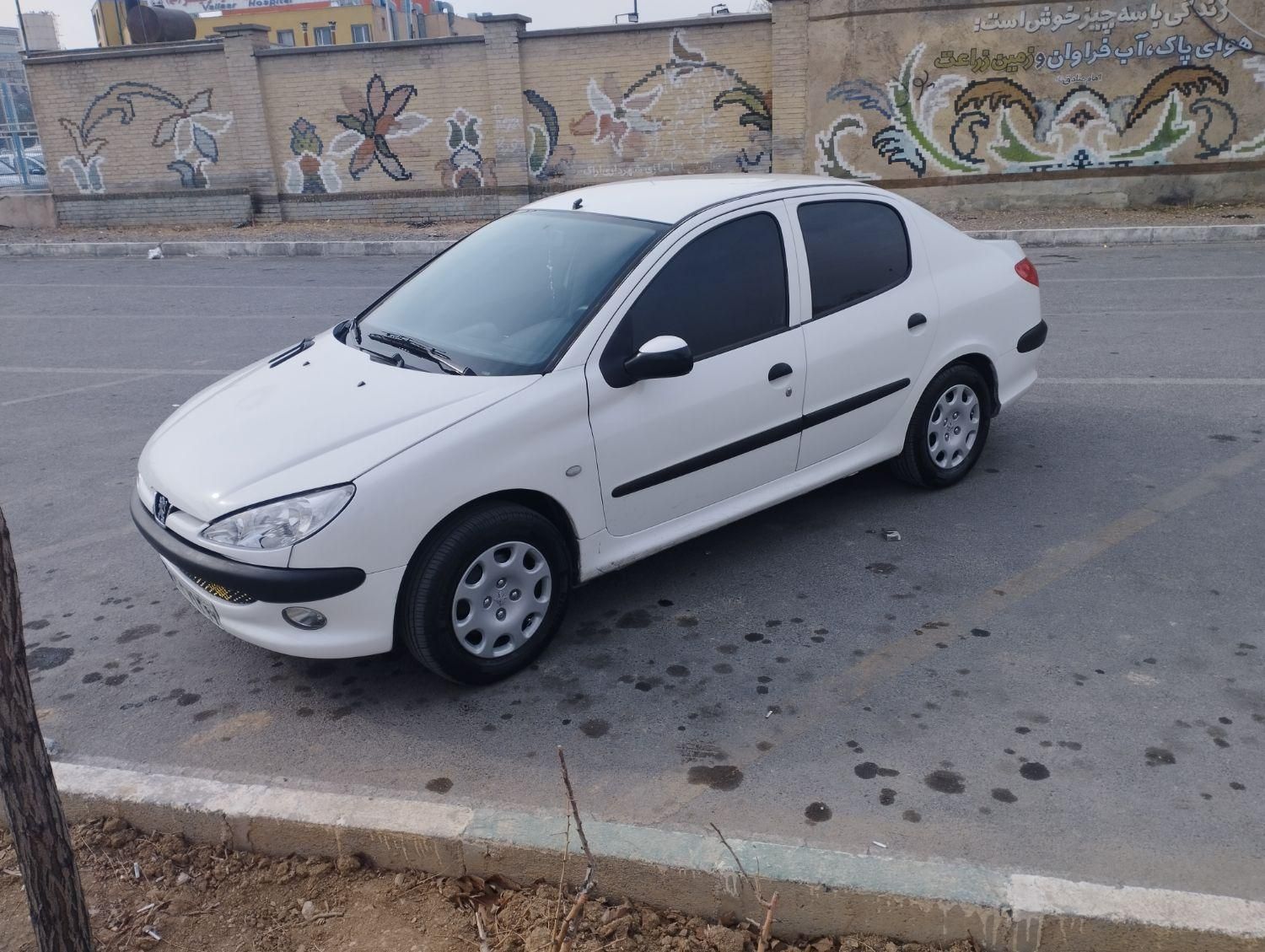 پژو ۲۰۶ صندوق دار v8 - 1394