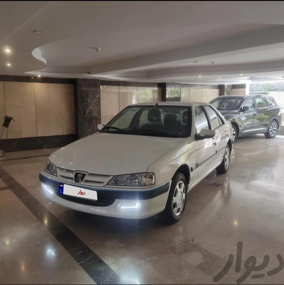 پژو پارس XU7P - 1402