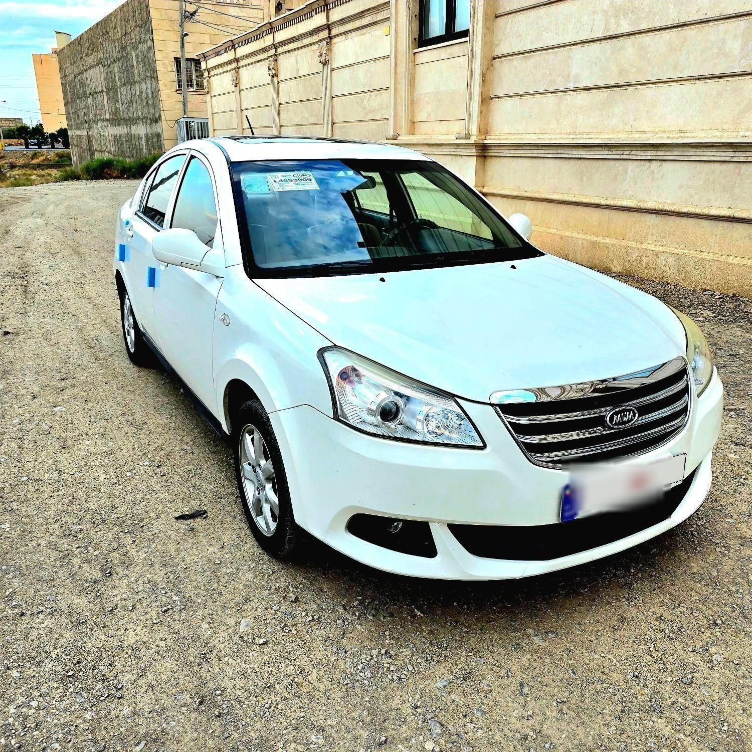 ام وی ام 550 اتوماتیک - 1395