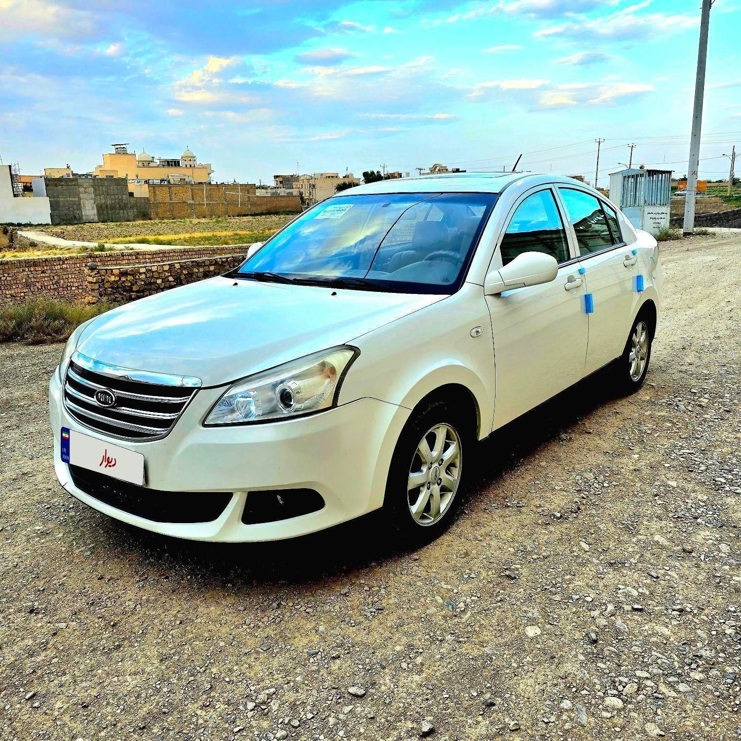 ام وی ام 550 اتوماتیک - 1395