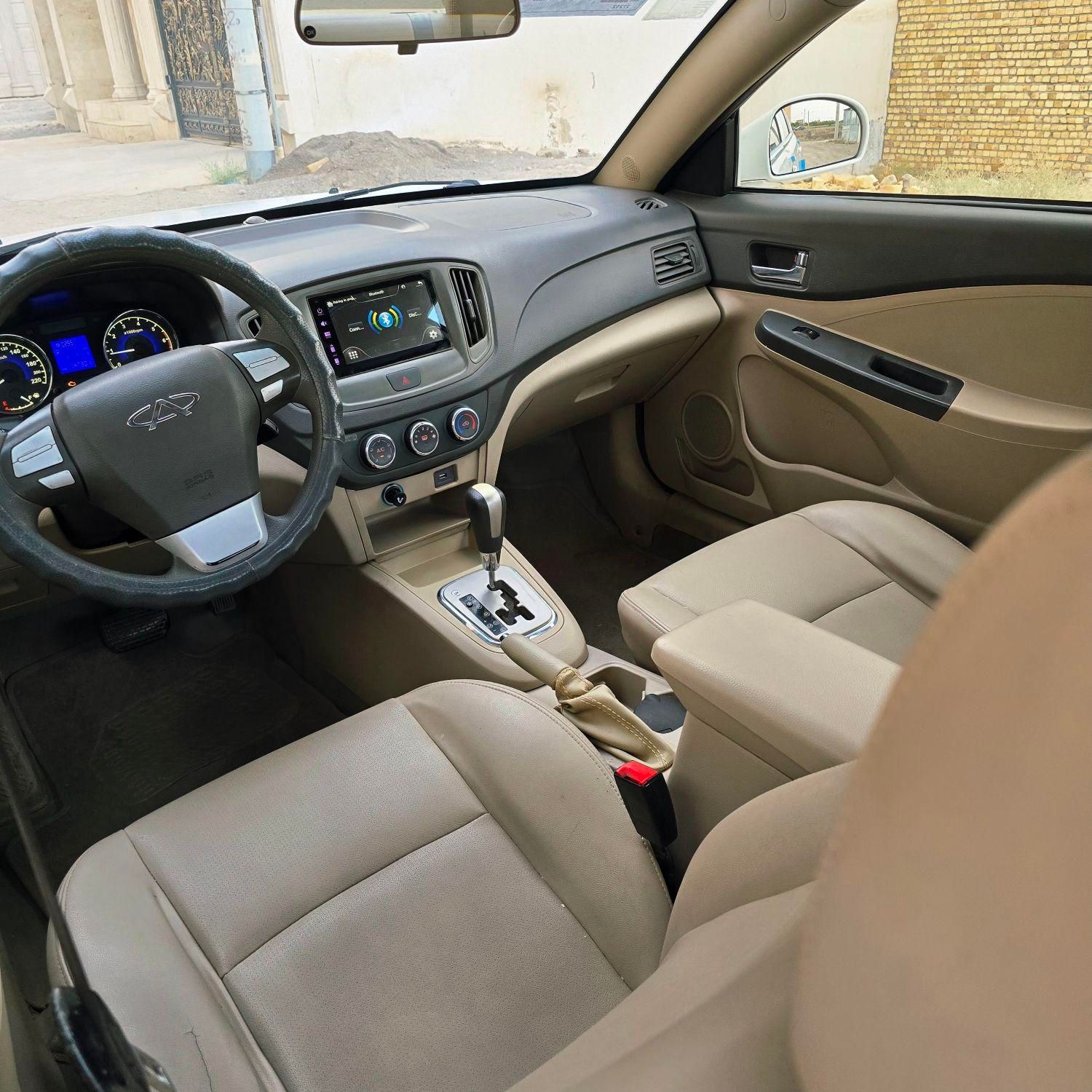 ام وی ام 550 اتوماتیک - 1395