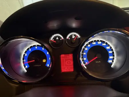 دنا پلاس توربو ۶ دنده EF7p - 1403