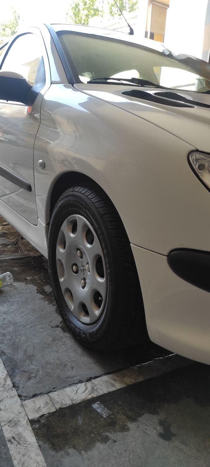 پژو ۲۰۶ صندوق دار v8 - 1398