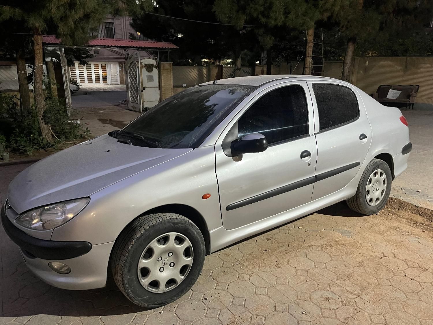 پژو ۲۰۶ صندوق دار v9 - 1390