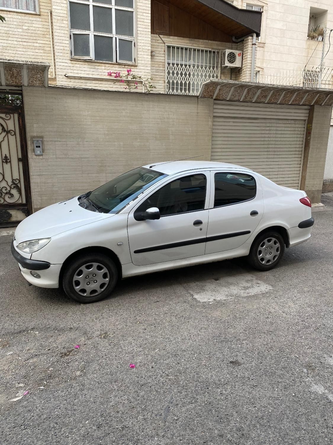 پژو ۲۰۶ صندوق دار v1 - 1390