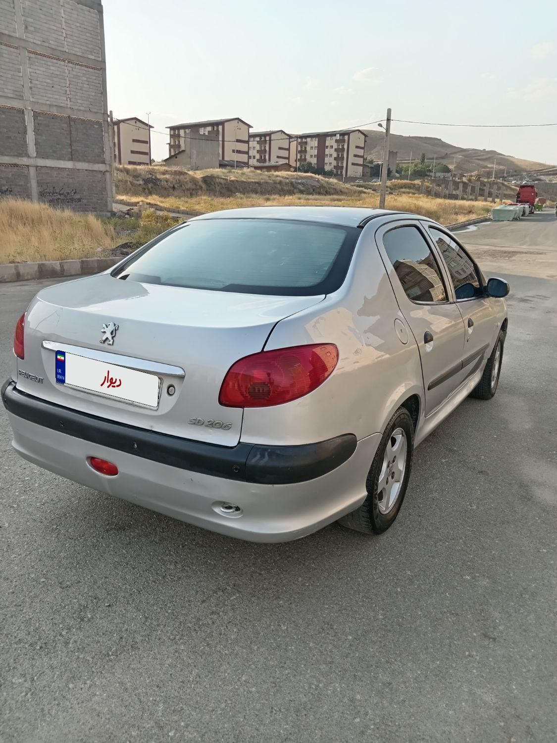 پژو ۲۰۶ صندوق دار v8 - 1385
