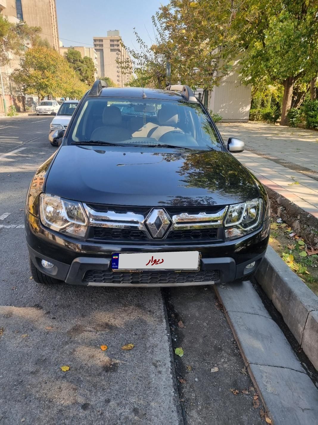 خودرو رنو، داستر آگهی ann_19330126