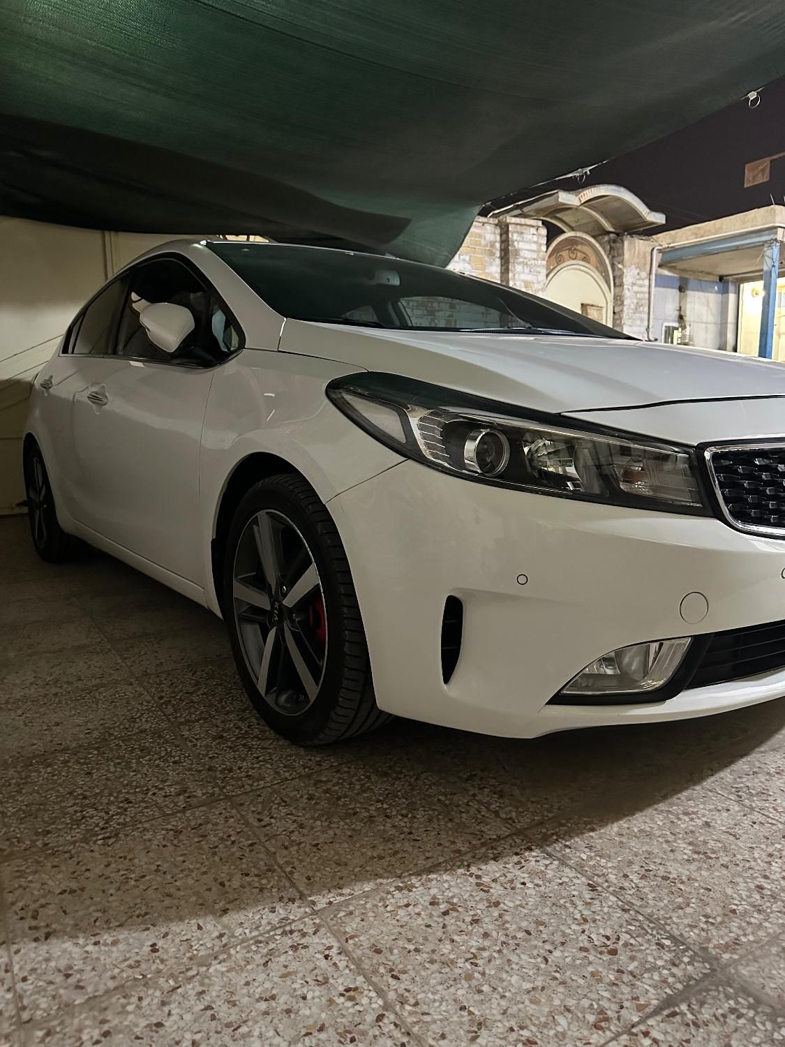کیا سراتو 2.0 لیتر اتوماتیک GT لاین - 2017