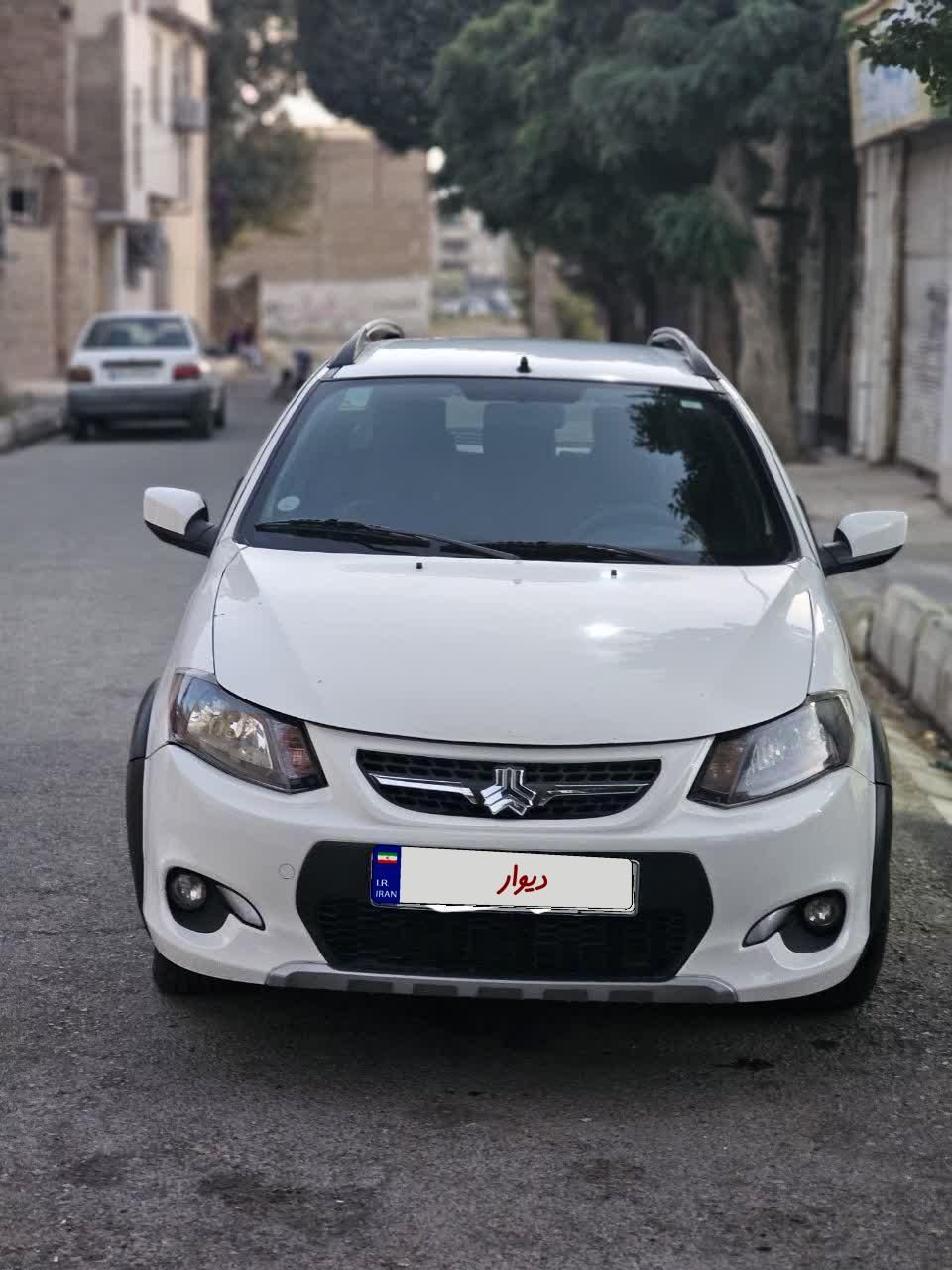 خودرو کوییک، معمولی آگهی ann_19330282