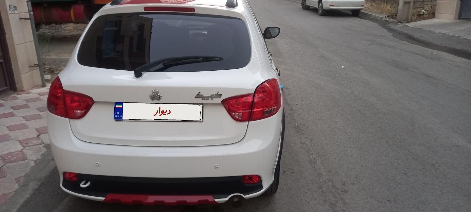کوییک R دنده‌ای - 1402