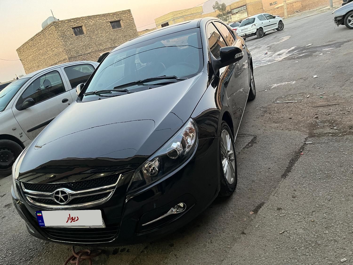 جک J5 اتوماتیک - 1393