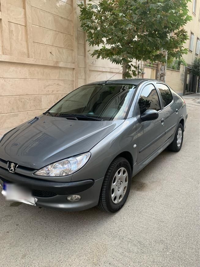 پژو ۲۰۶ صندوق دار v8 - 1395
