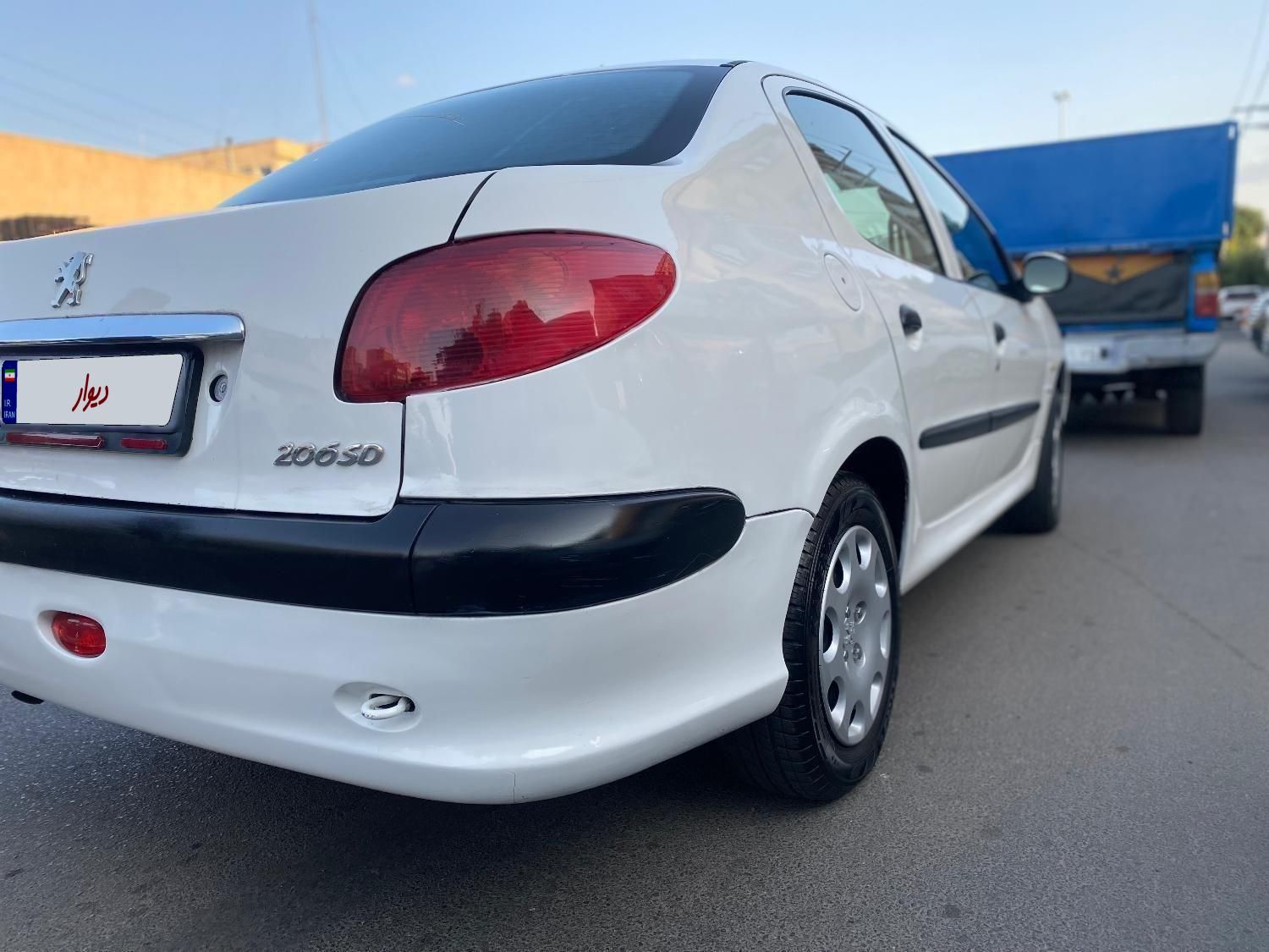 پژو ۲۰۶ صندوق دار v2 - 1387