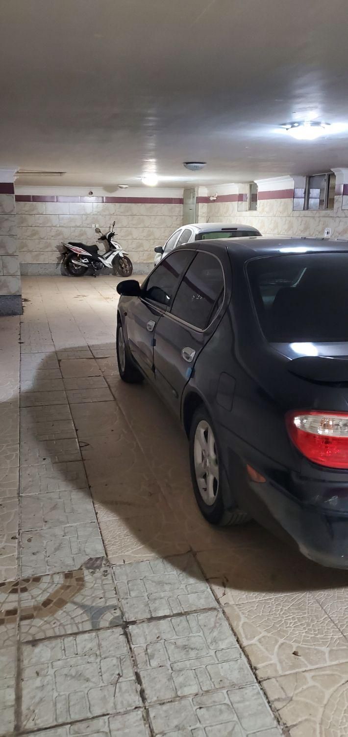 نیسان ماکسیما دنده‌ای - 1384