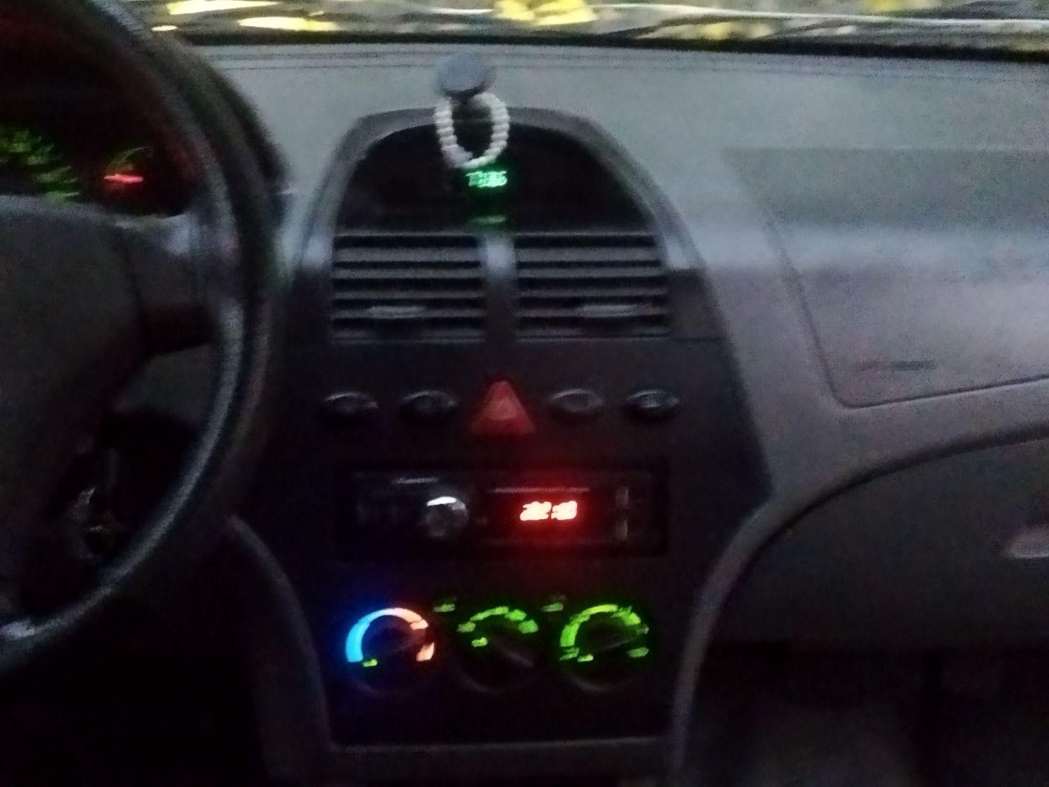 تیبا صندوق دار SX - 1390