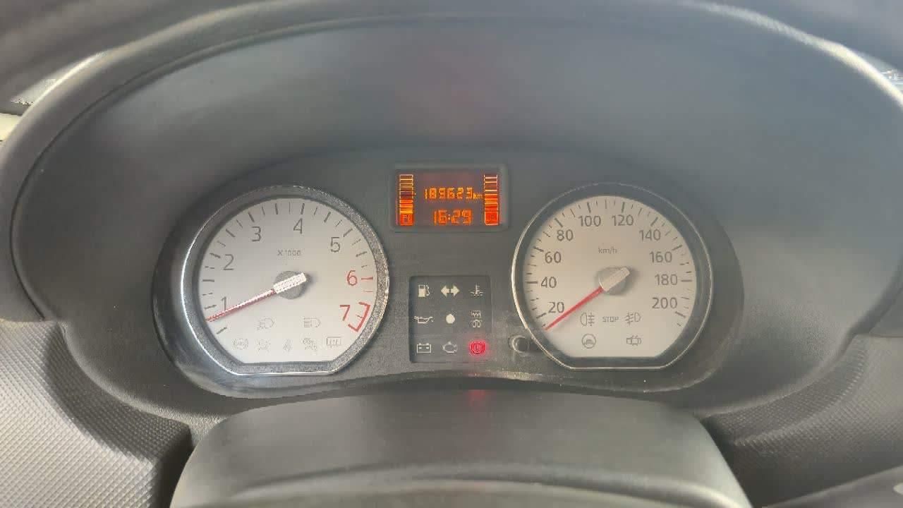 رنو ساندرو دنده ای - 1396