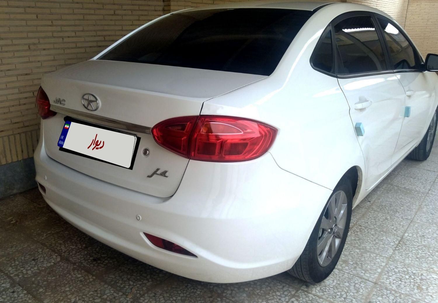 جک J4 اتوماتیک ساده - 1403