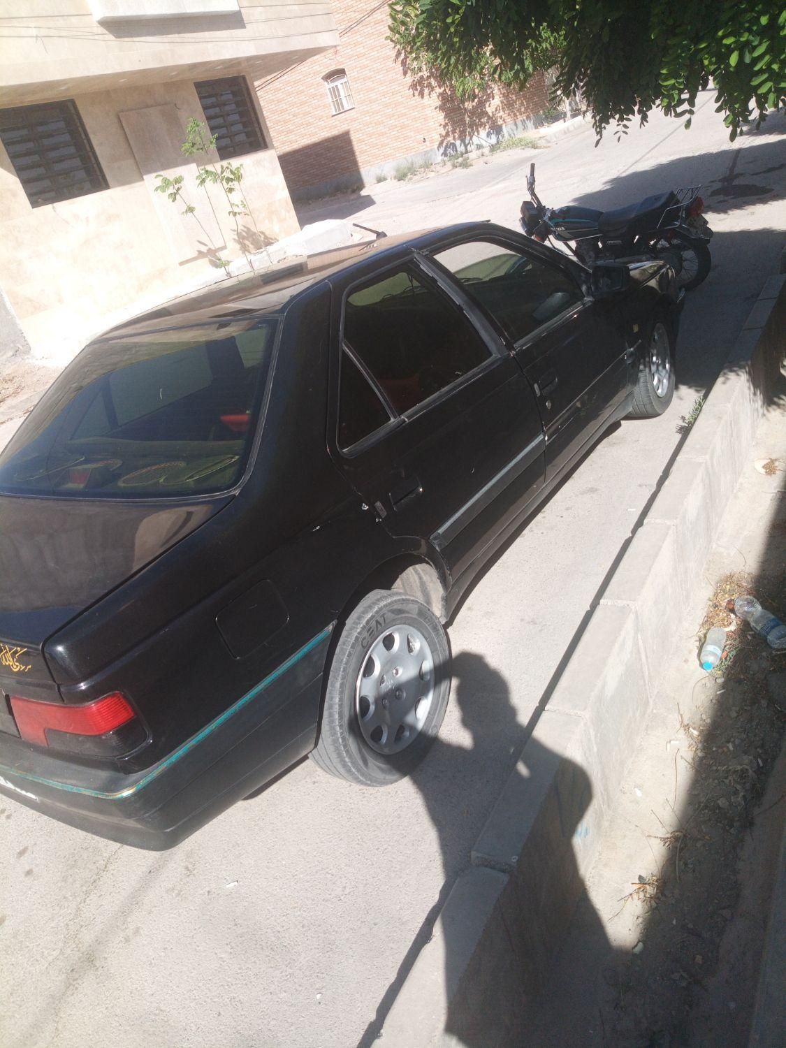 پژو 405 GLX - 1381