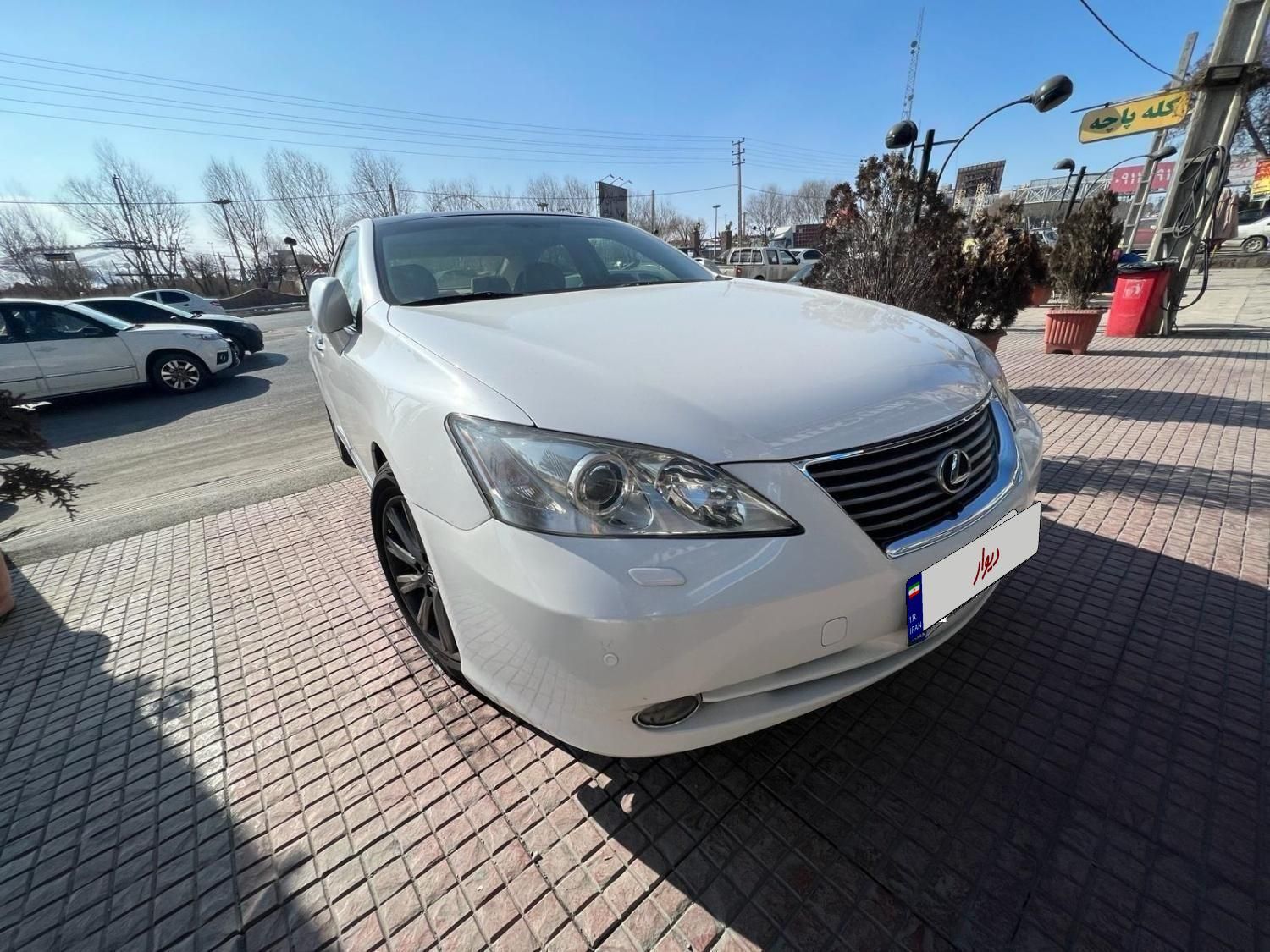 خودرو لکسوس، ES آگهی ann_19331477
