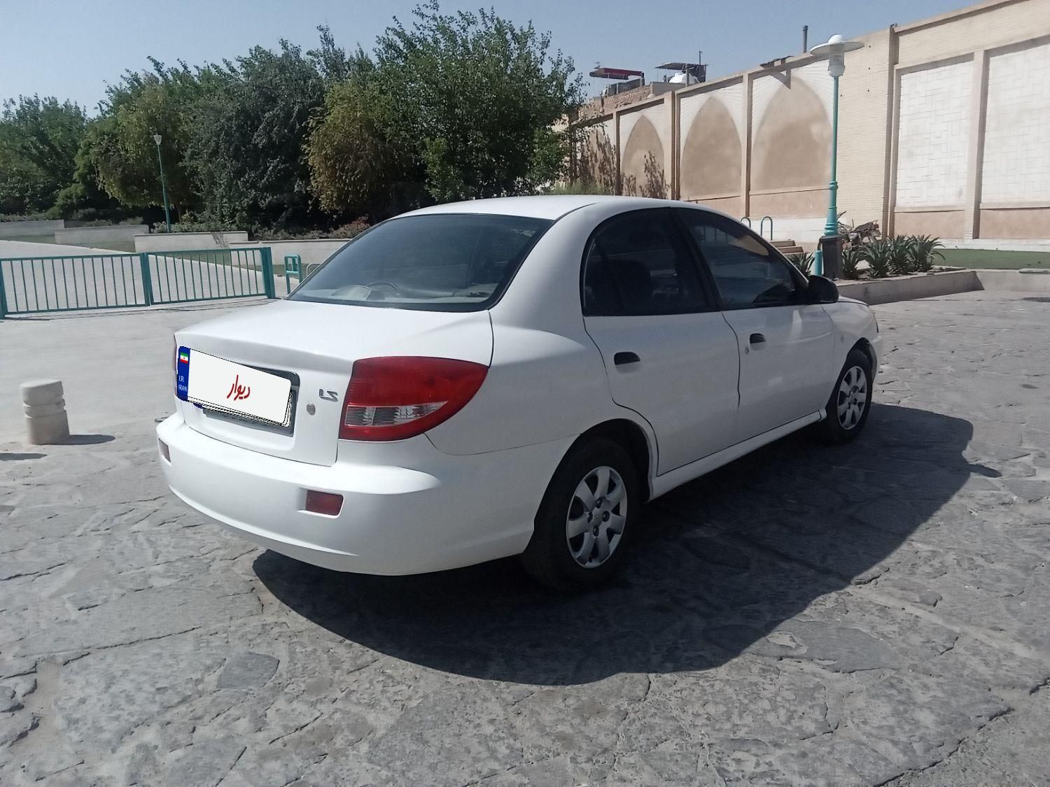 کیا ریو صندوقدار فول UB - 2015
