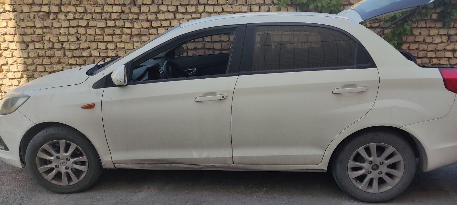 ام وی ام 315 صندوقدار اسپرت دنده‌ای - 1396