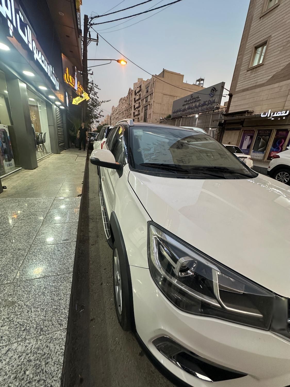 ام وی ام X22 دنده ای اسپرت لاکچری - 1402