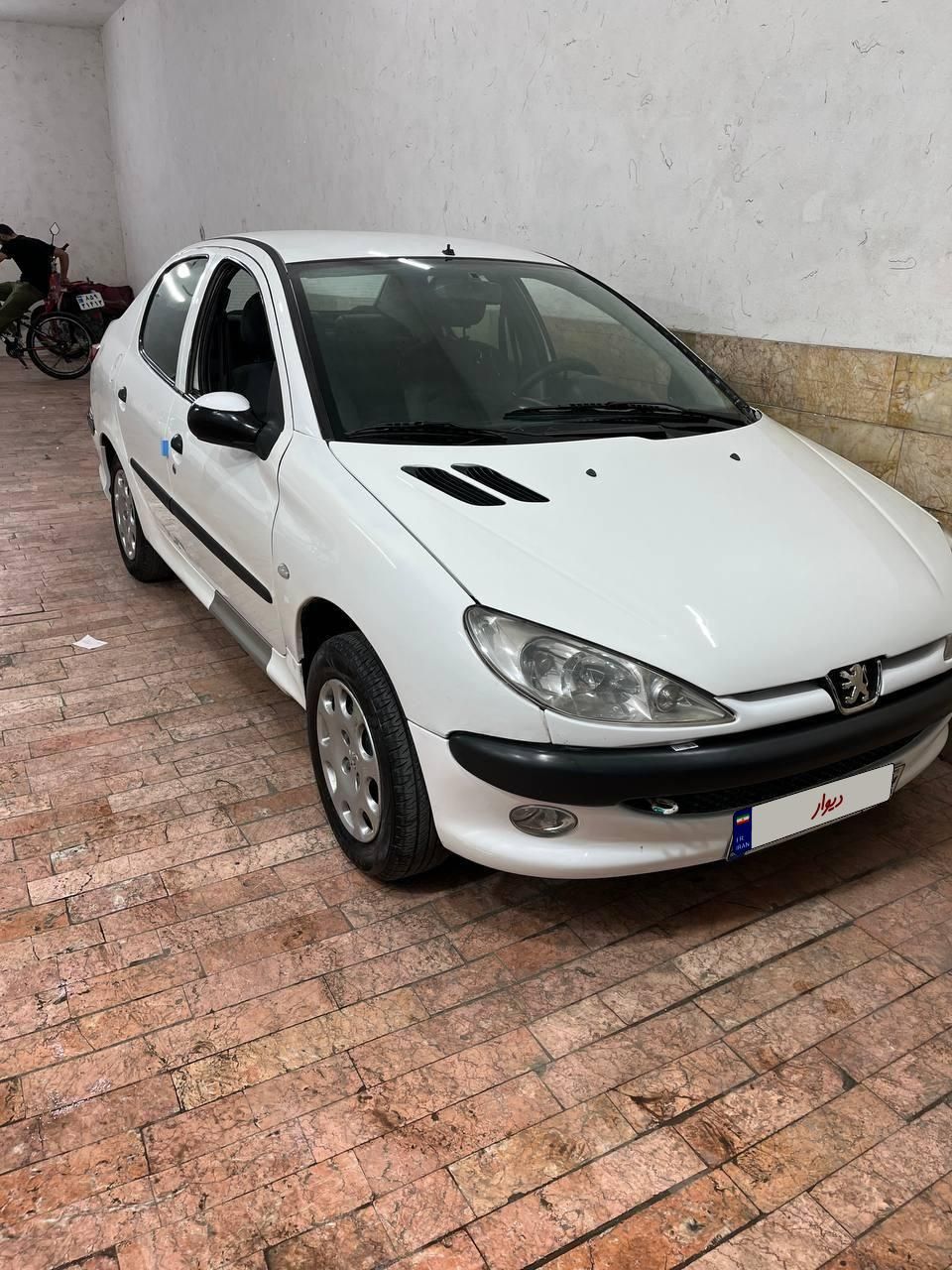 پژو ۲۰۶ صندوق دار v20 - 1387