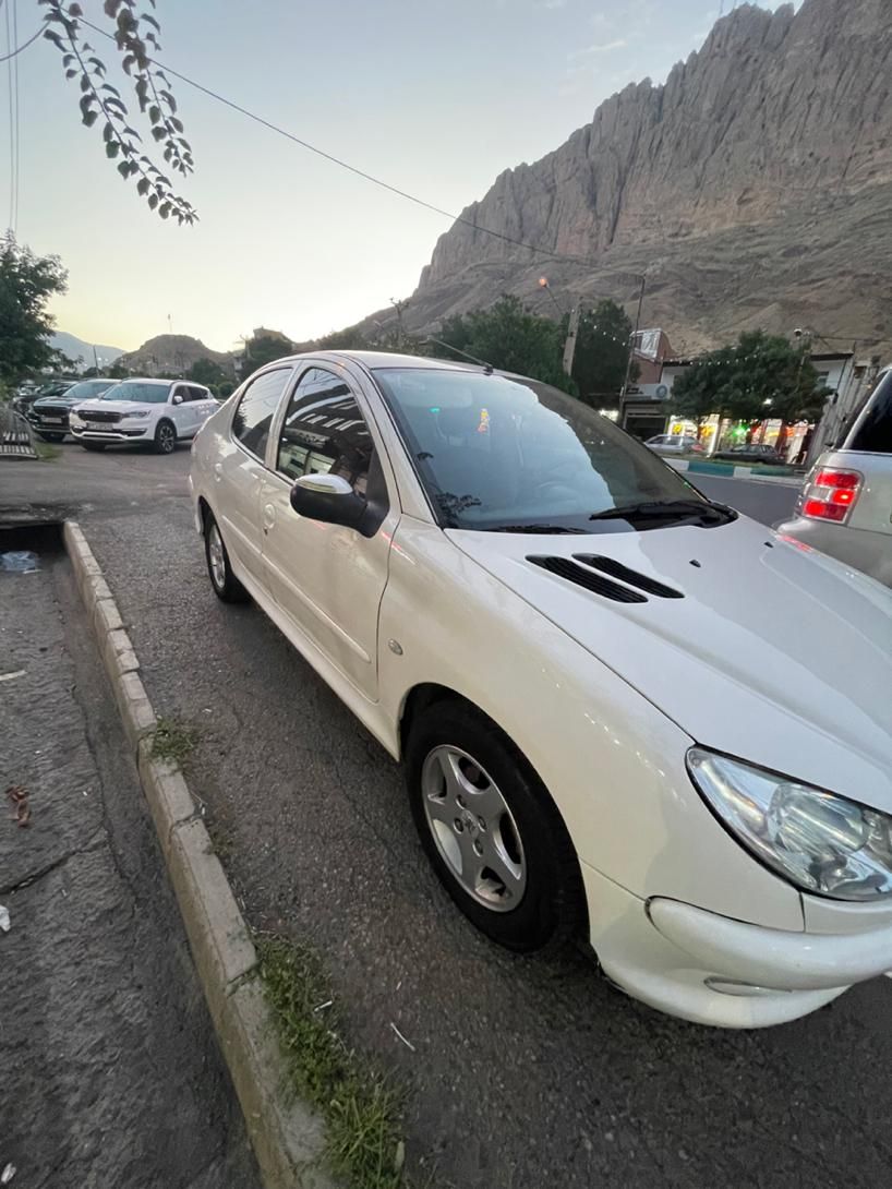 پژو ۲۰۶ صندوق دار v19 - 1389