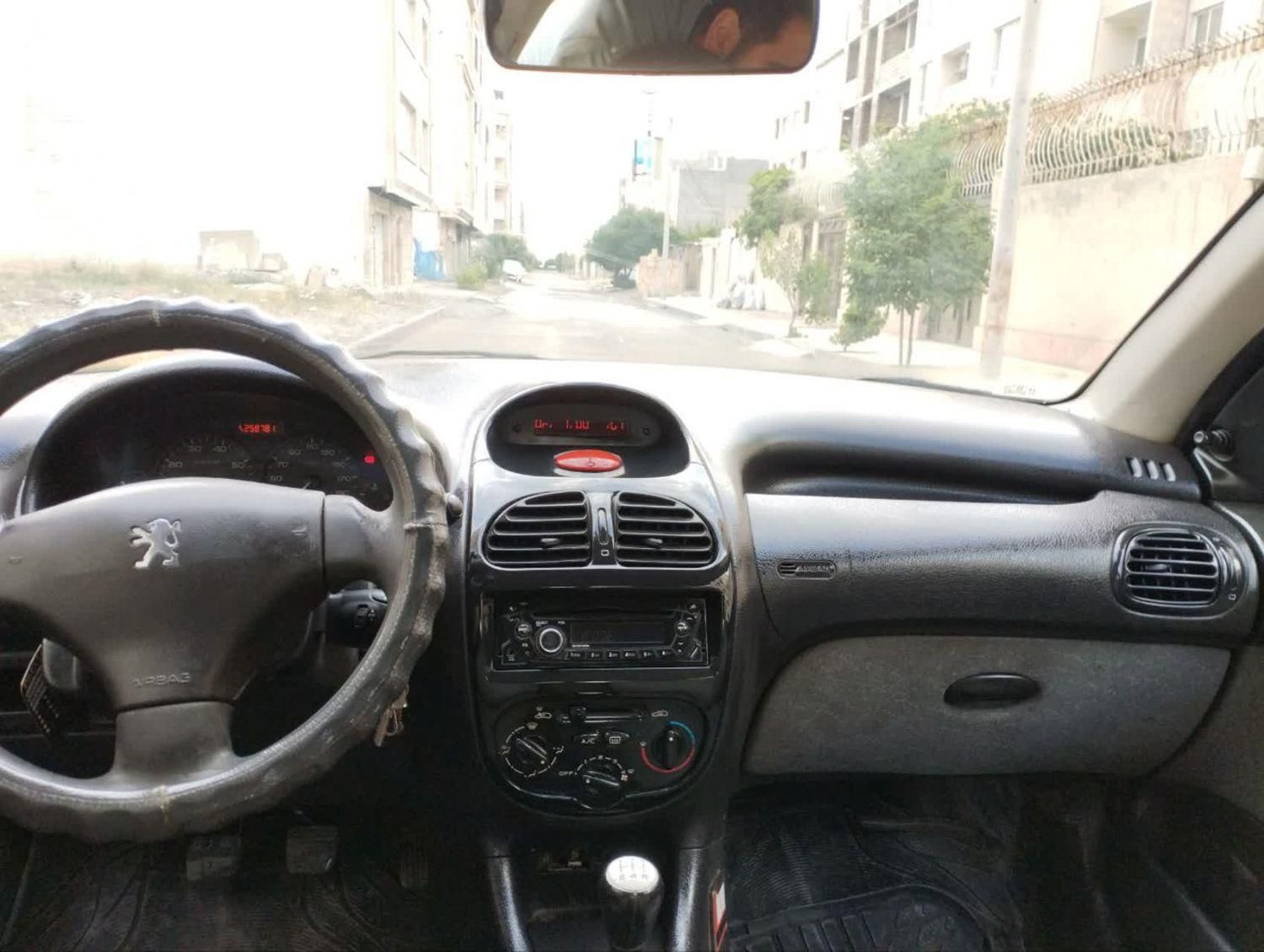 پژو ۲۰۶ صندوق دار v20 - 1390