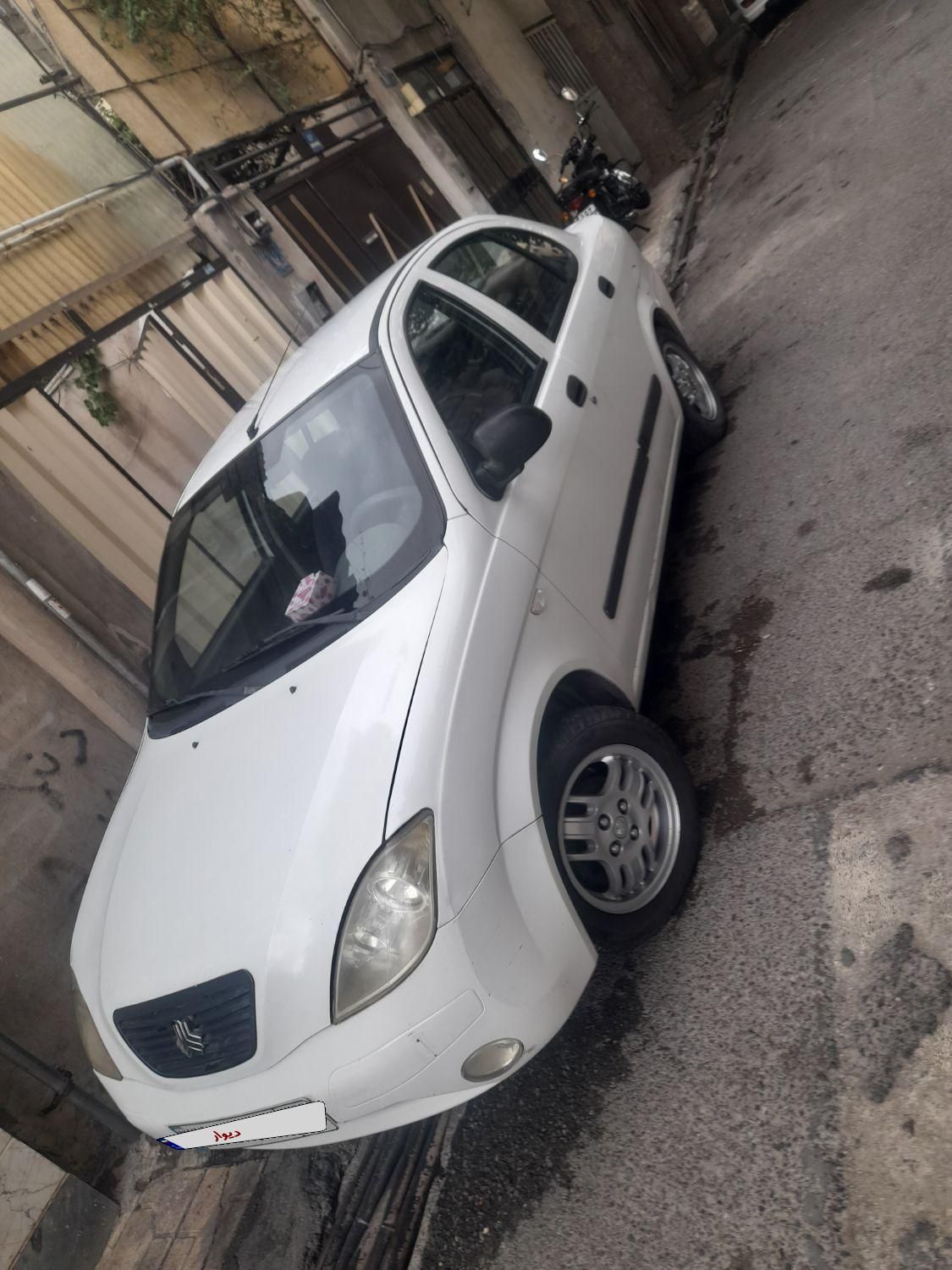 تیبا صندوق دار SX - 1393