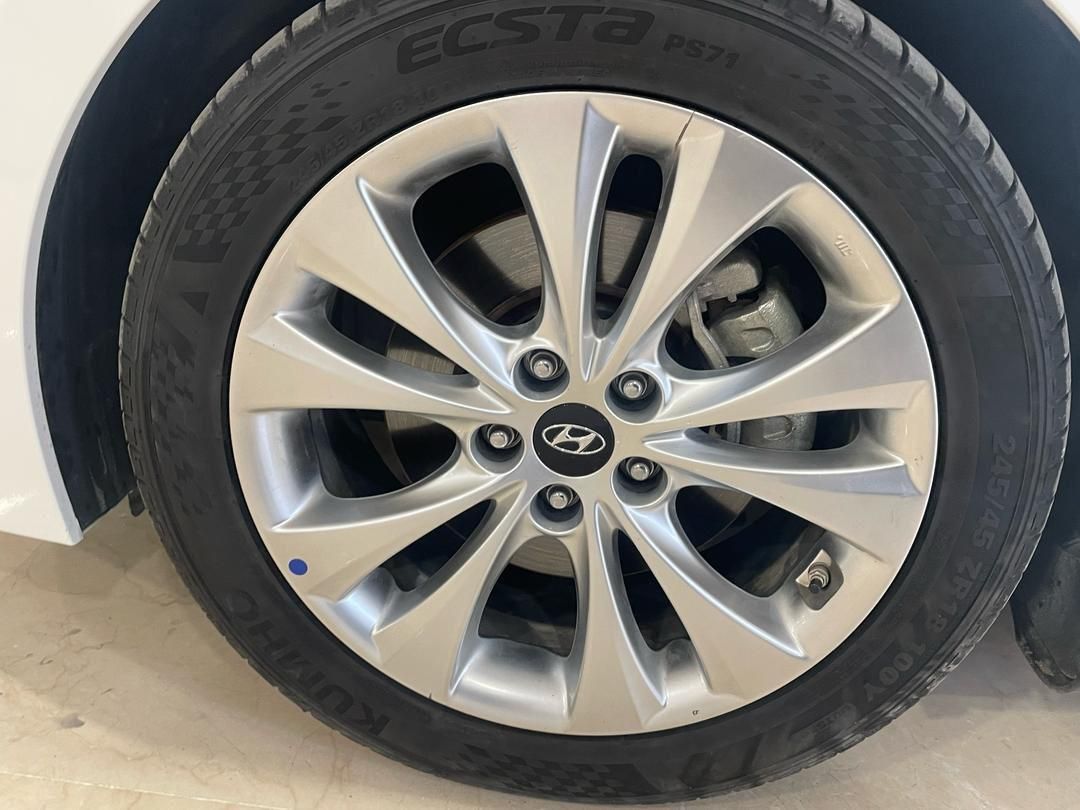 هیوندای آزرا (گرنجور) 3000cc - 2012