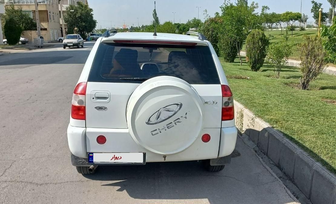 ام وی ام X33 دنده‌ای ساده - 1392