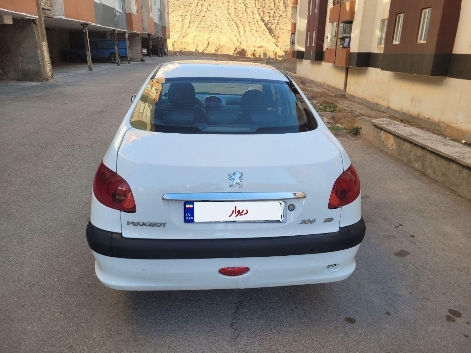 پژو ۲۰۶ صندوق دار v8 - 1394