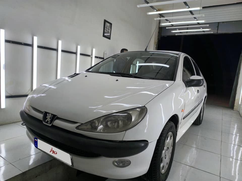 پژو ۲۰۶ صندوق دار v8 - 1396