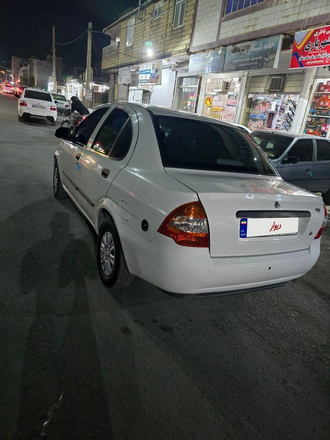تیبا صندوق دار SX - 1400