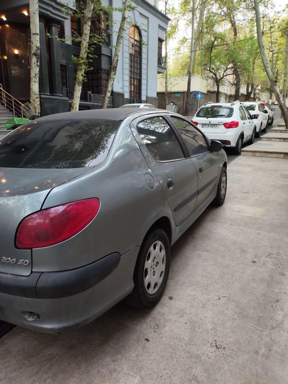 پژو ۲۰۶ صندوق دار v8 - 1386