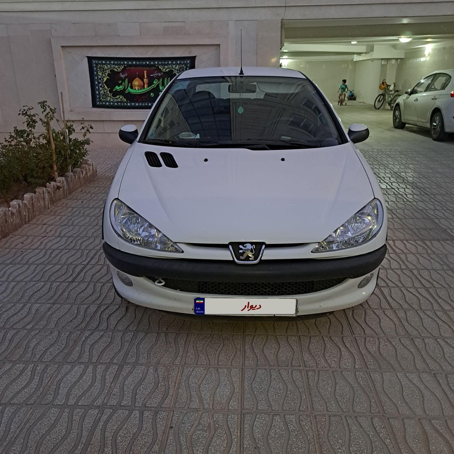 پژو ۲۰۶ صندوق دار v8 - 1395