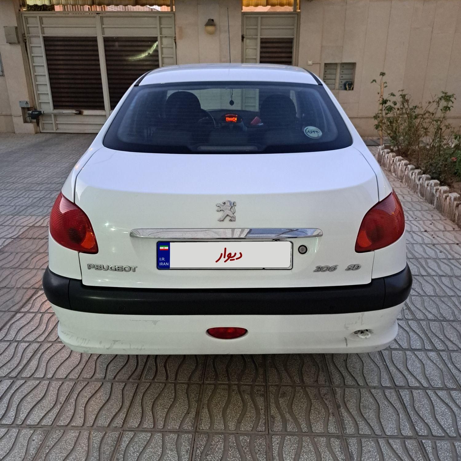 خودرو پژو، ۲۰۶ صندوق دار آگهی ann_19333641