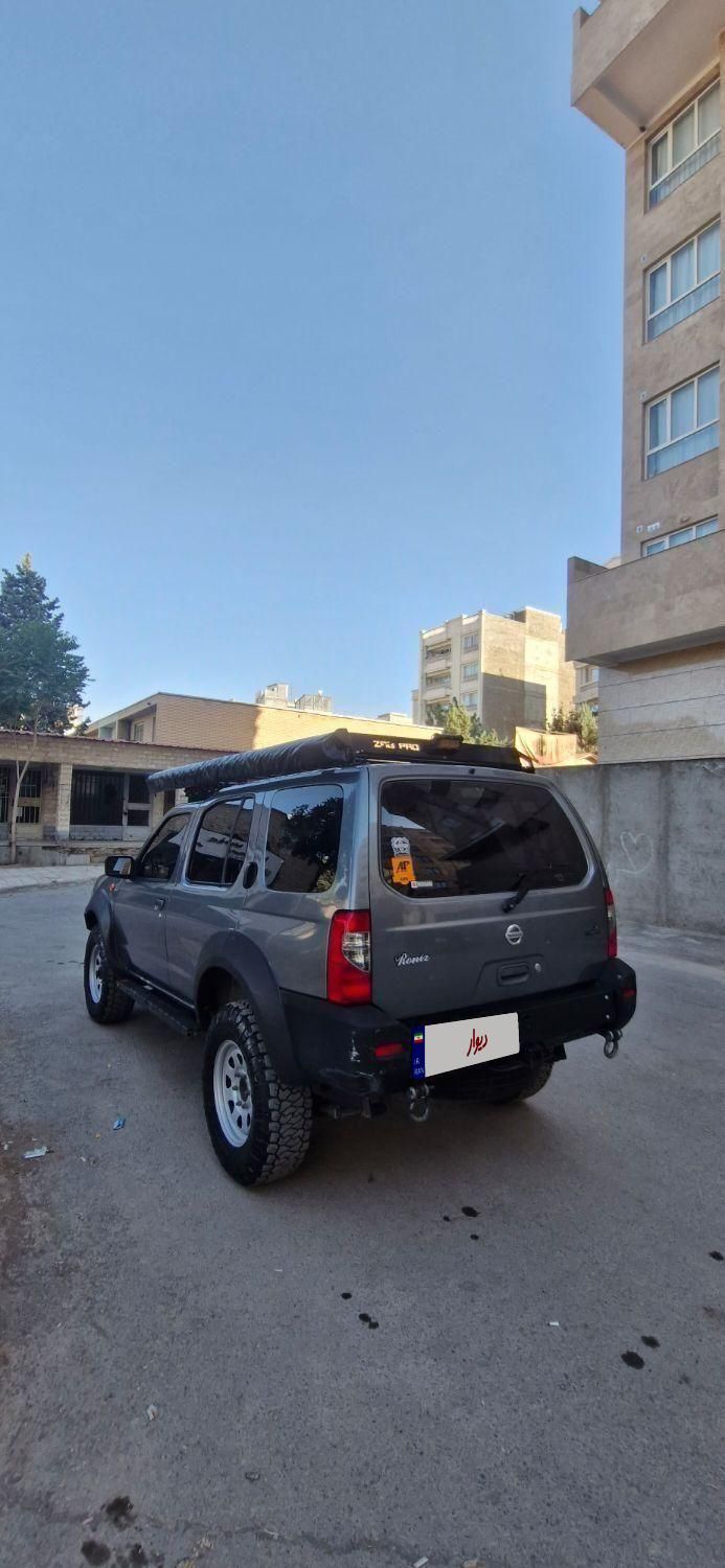 نیسان رونیز دنده‌ای - 1388