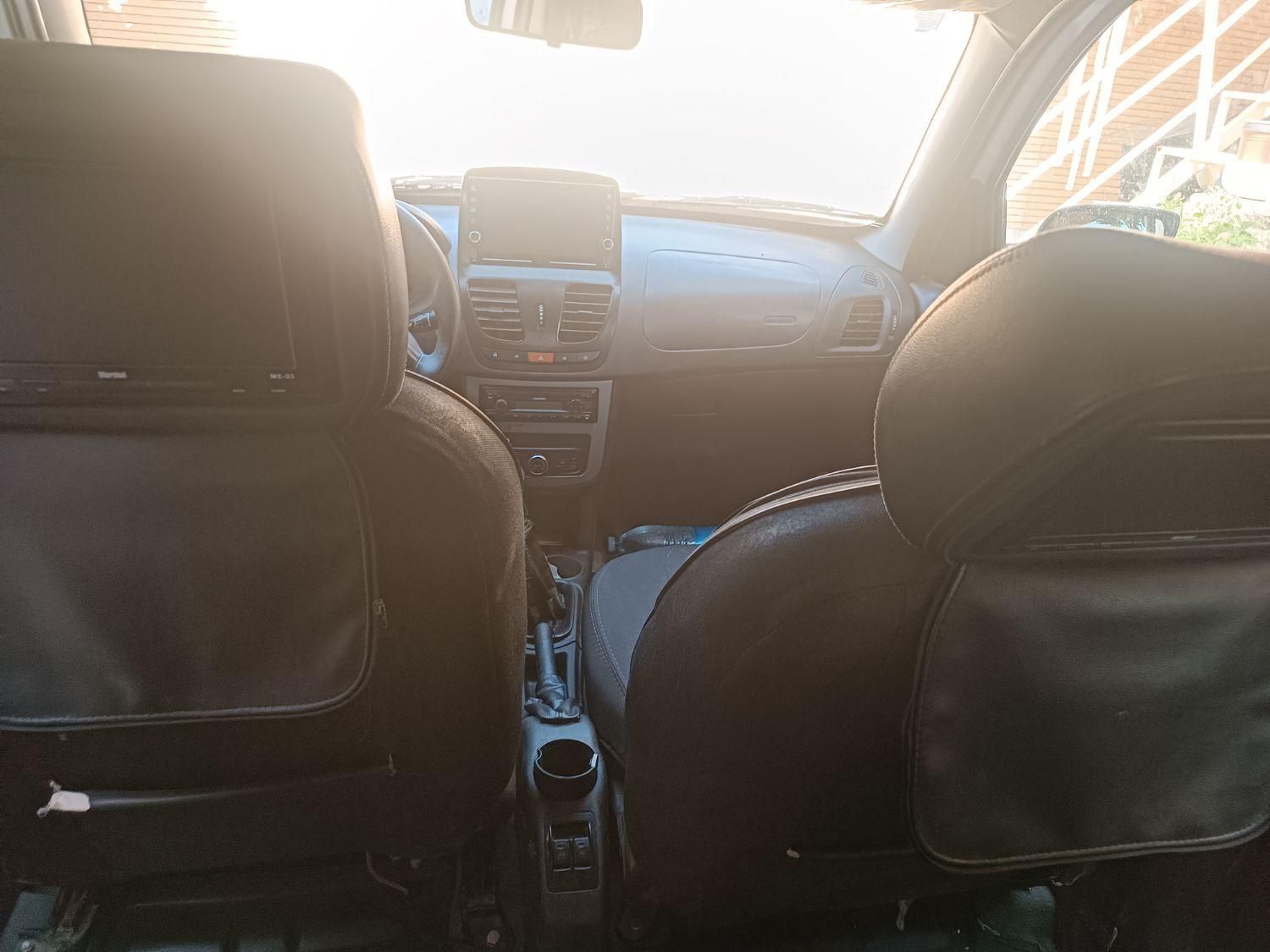 کوییک R دنده‌ای - 1399