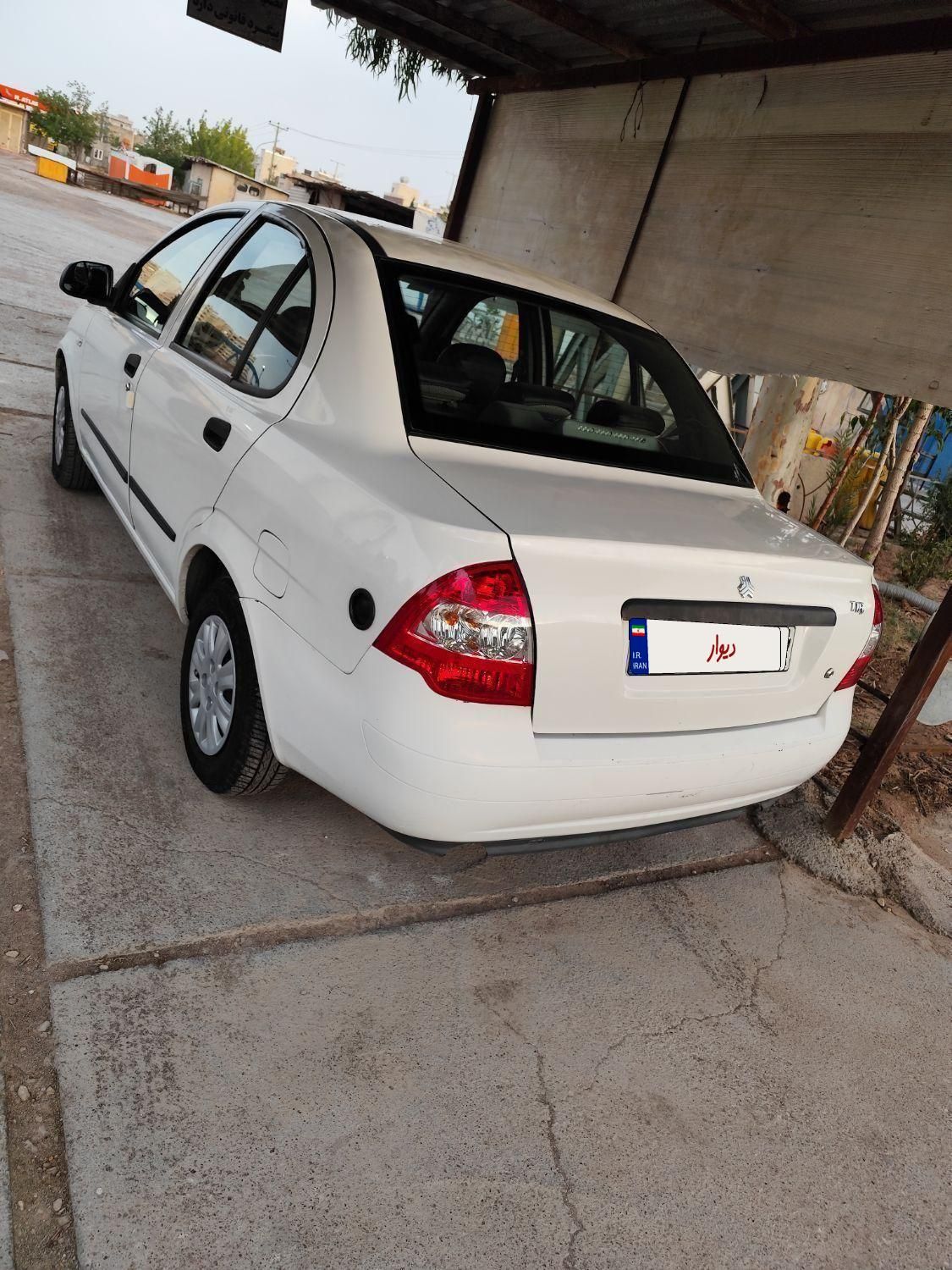 تیبا صندوق دار SX - 1399